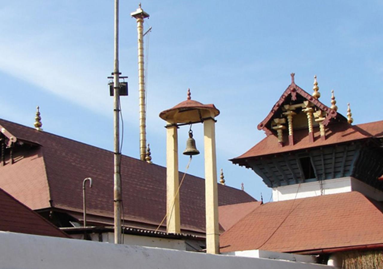 Seethas Regency Hotel Guruvāyūr Екстериор снимка